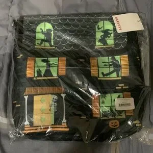 Harvey’s Modster Mash Haunted House Bag Harveys Seatbelt Bag Streamline Messenger Haunted House  main image 2
